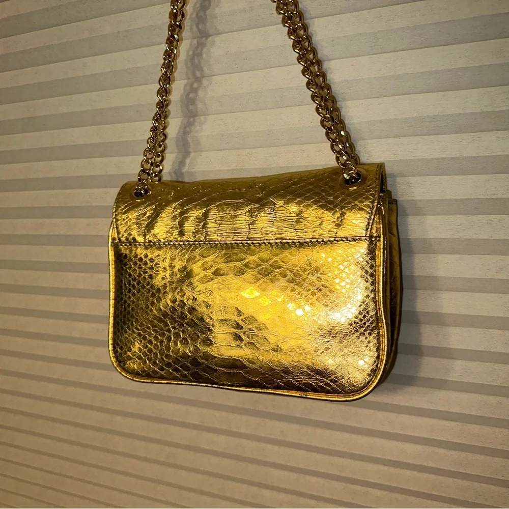 MICHAEL KORS GOLD METALLIC CROSSBODY. EUC RETAILED $358 - Picture 4 of 15
